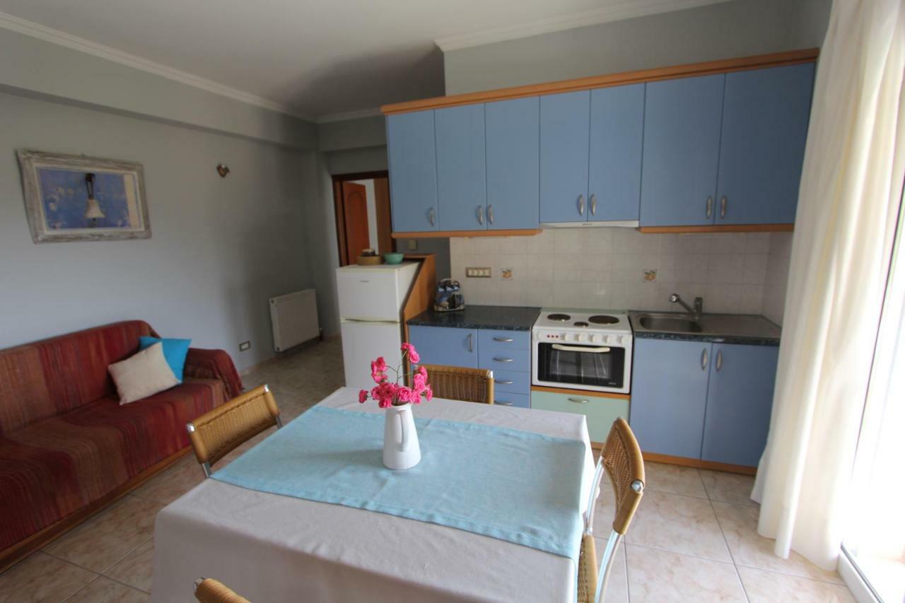 Tosis Apartments Svoronata Eksteriør billede