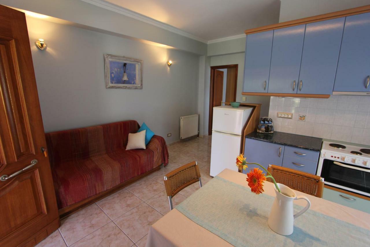 Tosis Apartments Svoronata Eksteriør billede